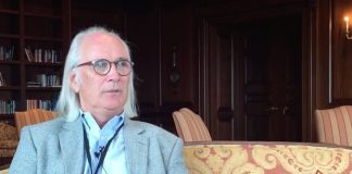 Dennis Carrol’la söyleşi: Bir salgının geldiğini gören insan