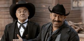 Zafer Algöz’den sahile akın edenlere gönderme!