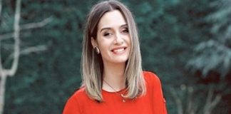 Birce Akalay’dan gece yürüyüşü