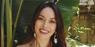 Ezgi Mola’dan başörtülü akademisyene destek