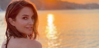 Rojda Demirer deniz altında şov yaptı!