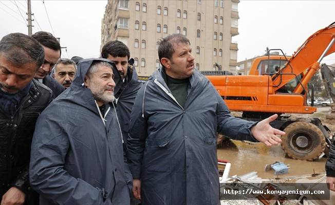 hazine_ve_maliye_bakani_nebati_sanliurfa_da_deprem_bolgesinde_incelemelerde_bulundu_h761737_8691c