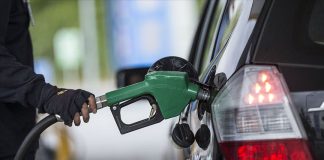 Araç sahipleri dikkat! Benzine iptal edilen zam yeniden geldi