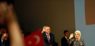 Erdoğan’dan yurt dışındaki seçmene kritik çağrı: Teröre boyun eğmediniz