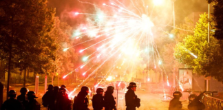 Protestolar Fransa’yı yangın yerine çevirdi!