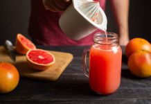 İşte cildinizi güneşe karşı koruyan besinler!