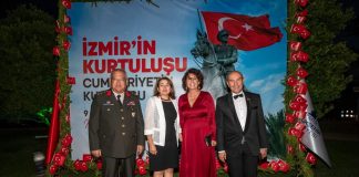 İzmir’de 9 Eylül coşkuyla kutlandı!