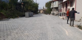 Bilecik Belediyesi’nden cadde ve sokaklara parke taşı çalışması!