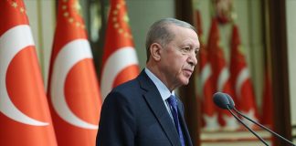 Cumhurbaşkanı Erdoğan 14 danışmanını görevden aldı!