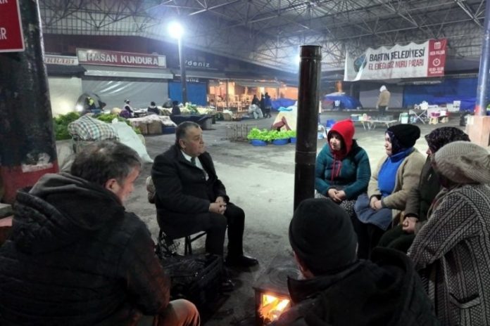 1681231-bartin-da-vatandaslara-corba-ikrami-65b8a501c03d1