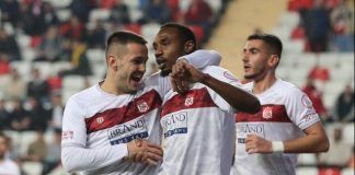 Antalya evinde rahat kazandı!