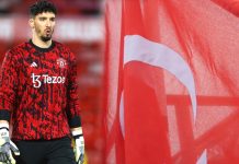 Manchester United Altay Bayındır onuruna stadyumunda Türk bayrağı dalgalandırdı!