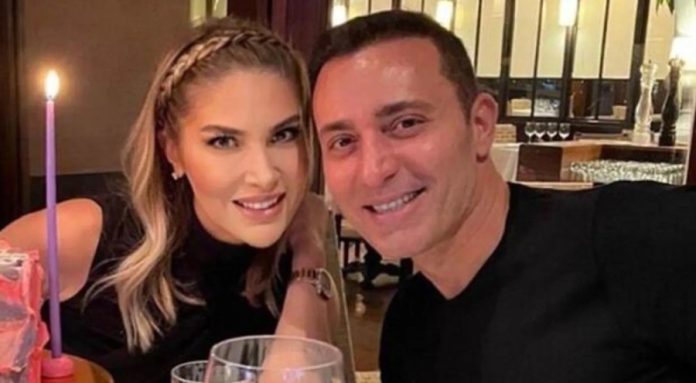 80835-mustafa-sandal-in-esi-melis-sandal-sarkicinin-dogum-gununu-kutladi-65a0ee0c42c70