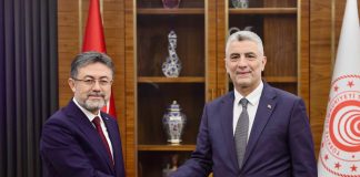 Bakan Bolat ve Bakan Yumaklı bir araya geldi!