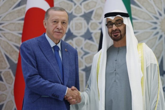 cumhurbaskani-erdogan-bae-baskani-ile-gorustu-1705243310-491-x750