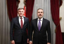 Dışişleri Bakanı Fidan HÖH Partisi lideri Mustafa Karadayı ile görüştü!