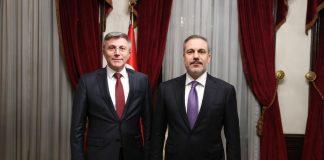 Dışişleri Bakanı Fidan HÖH Partisi lideri Mustafa Karadayı ile görüştü!