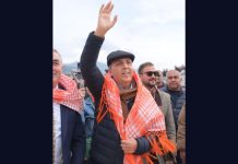 Ayaydın: Ben CHP’den veya başka bir siyasi partiden aday olsaydım bu sorunları çözemezdim!