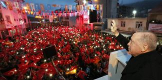 Cumhurbaşkanı Erdoğan: Milletin sıkıntısından medet umacak duruma düştüler!