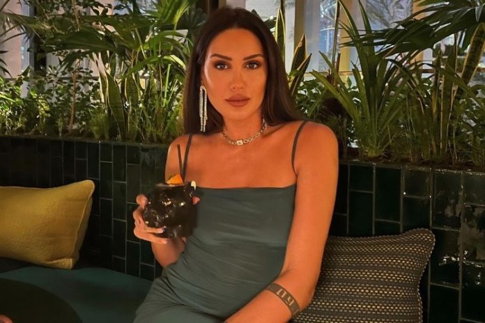 survivor-sahra-isiktan-bir-olay-paylasim-daha-ates-gibi-yanerken