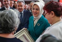 Bakan Göktaş huzurevi ziyaretinde bulundu!