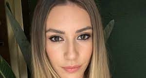 Sinem Kobal paylaşımıyla heyecan yarattı!