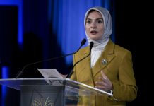 Bakan Göktaş: Türkevi’nin kapısı sizlere her zaman açık!