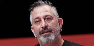 Cem Yılmaz: Gerçekten salak olmak çok büyük bir ayrıcalık!