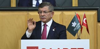 Davutoğlu: Sayın Karamollaoğlu’na teşekkür ederim!