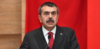 Bakan Tekin: Öğretmene şiddete yasal düzenleme haftaya Meclis’te!