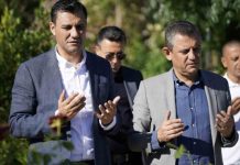 Özgür Özel Manisa’da bayramı karşıladı!