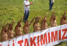 Pehlivanlardan bozkurt işareti!