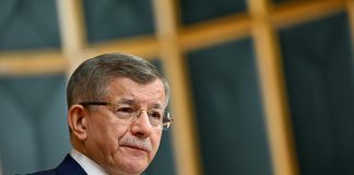 Davutoğlu: Yolsuzluk düzenini aşmadan gri listeden çıkmak geçici bir başarı olur!