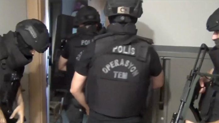polis-2278683