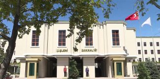 3 belediyeye yeni kayyum!