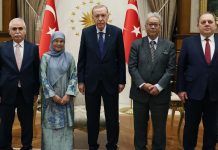 Cumhurbaşkanı Erdoğan, Malezya yüksek mahkeme başkanlarını kabul etti!