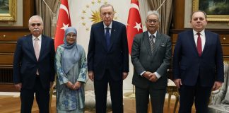 Cumhurbaşkanı Erdoğan, Malezya yüksek mahkeme başkanlarını kabul etti!