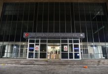 Van Büyükşehir Belediye Başkanı Zeydan görevden uzaklaştırıldı!