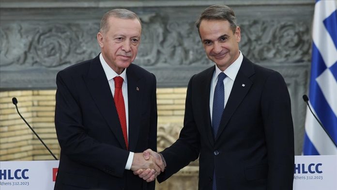 bUC9F7_tepe