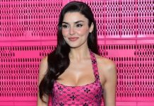 Hande Erçel’in tarzı yine dikkat çekti