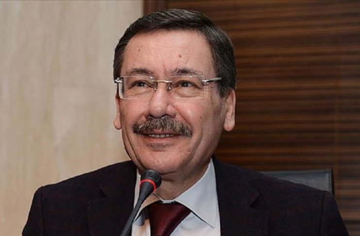 Melih Gökçek’ten dikkat çeken paylaşım: Türkiye’de en çok erişimi ben alıyorum