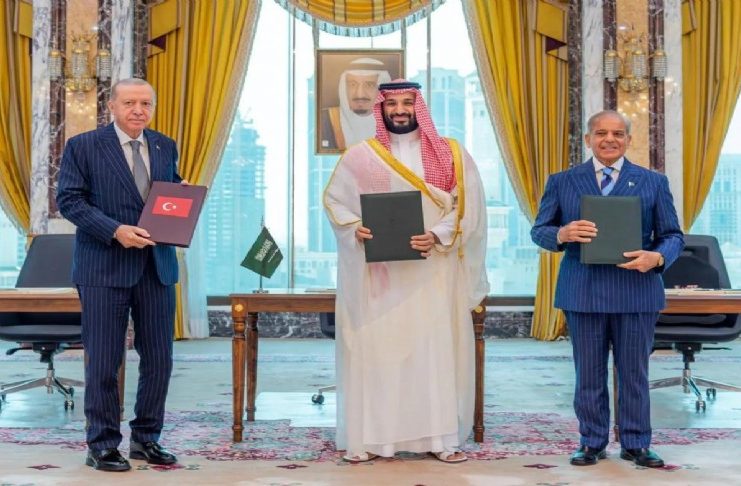 Husiler saldırdı, Mekke İttifakı harekete geçti