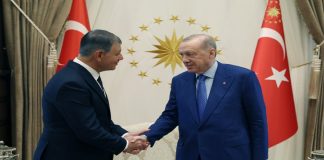 Cemil Tugay’dan AK Parti yanıtı: Kararın eşiğindeyim